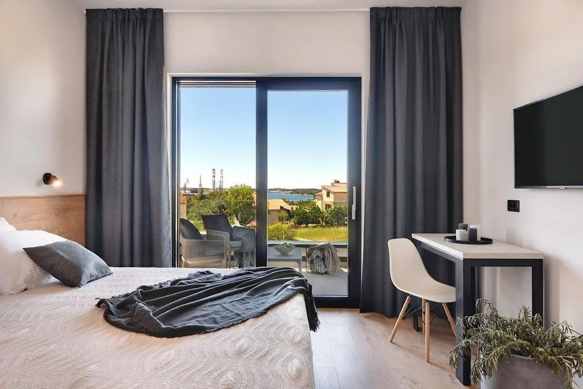 Villa Aquarius Pula 0*,